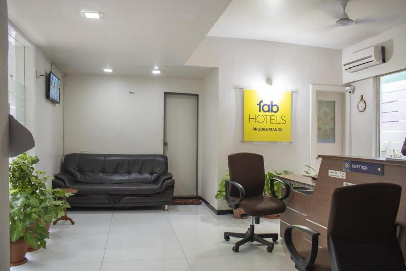 Treebo Brooks Manor Hotel Pune