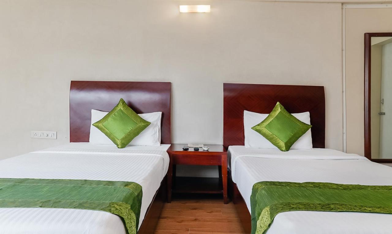 Treebo Brooks Manor 3* Pune