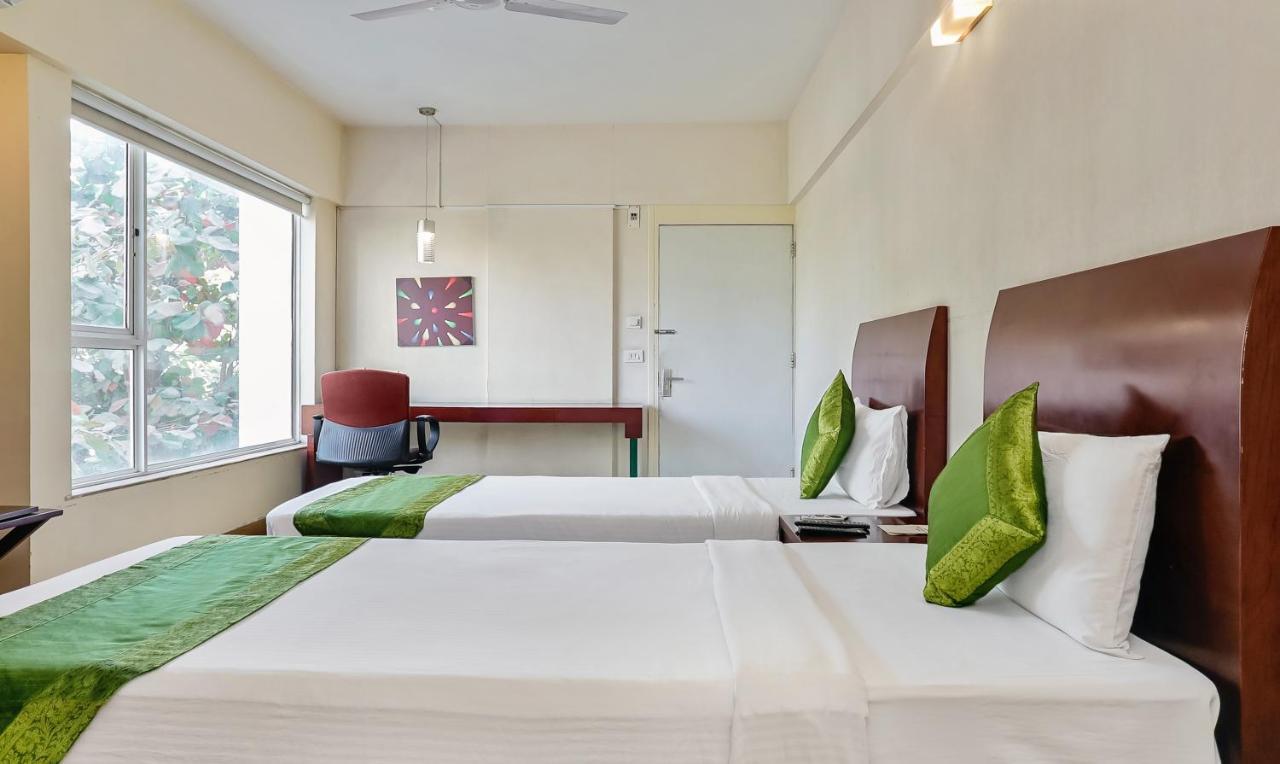 Hotel Treebo Brooks Manor Pune